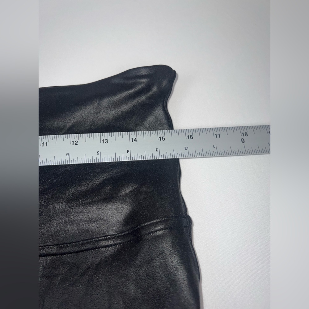 Spanx Faux Leather Plus Size 1X Black - Picture 5 of 9